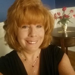 Meet your Posher, Debbie